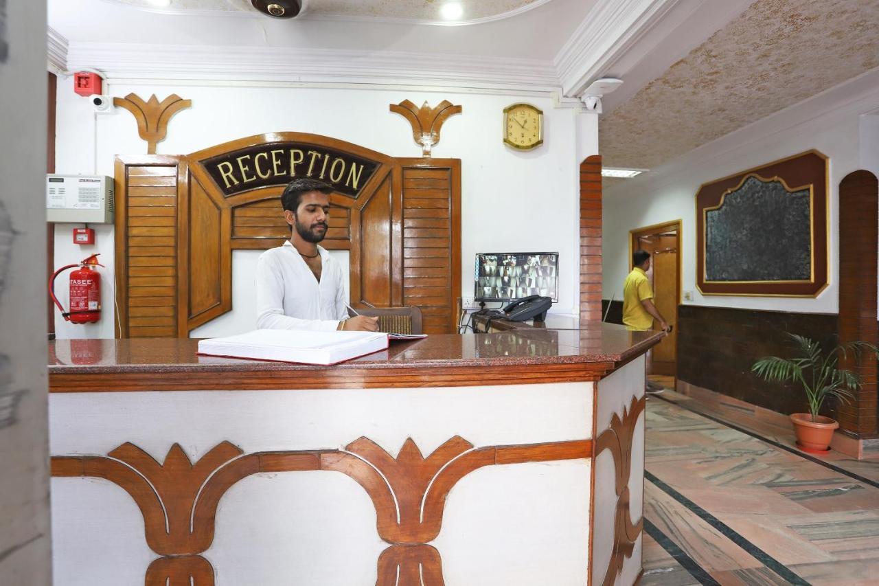 Oyo Flagship 76697 Hotel Park Awadh Лакхнау Екстер'єр фото